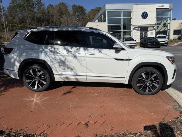 new 2025 Volkswagen Atlas car, priced at $53,030