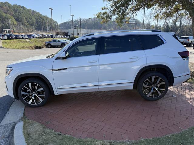 new 2025 Volkswagen Atlas car, priced at $53,030