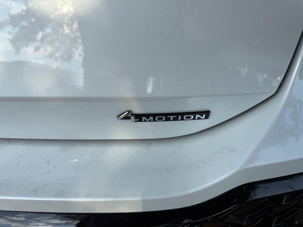 new 2025 Volkswagen Tiguan car, priced at $38,200