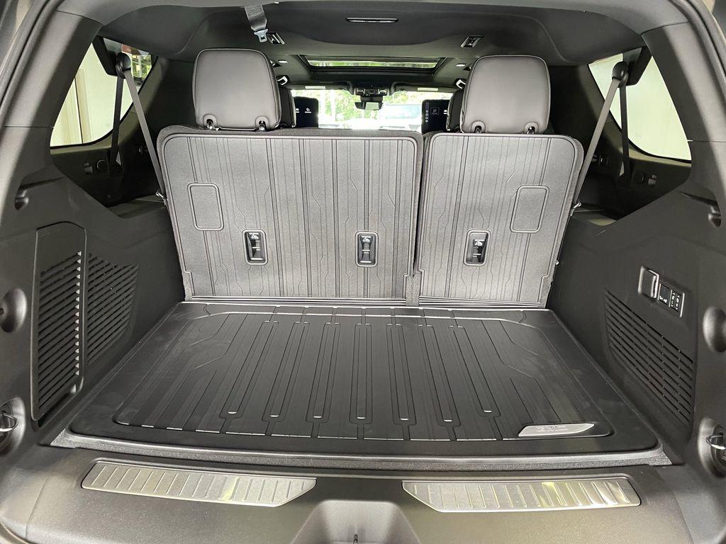 new 2025 GMC Yukon XL car, priced at $101,590