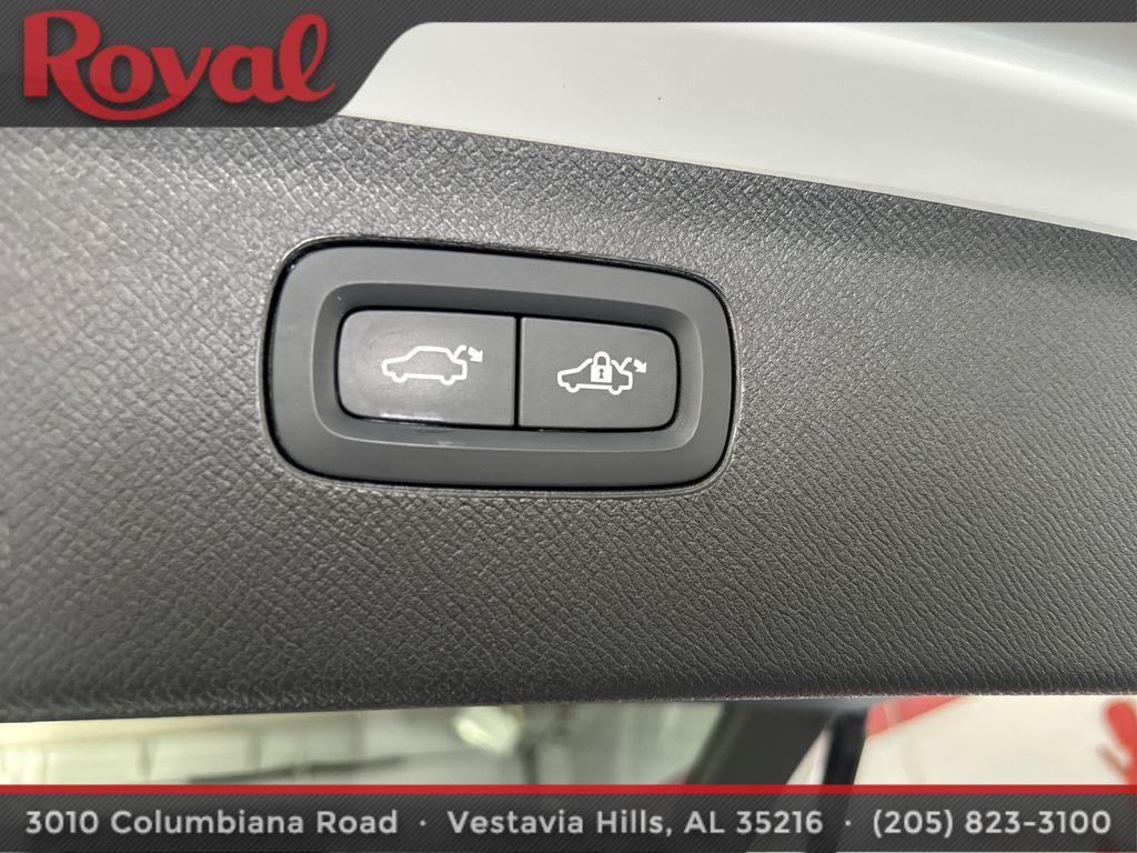 used 2021 Volvo XC90 car, priced at $34,809