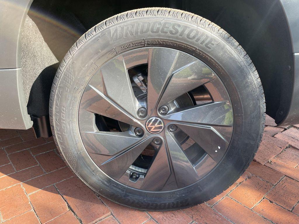 new 2025 Volkswagen Taos car, priced at $25,554