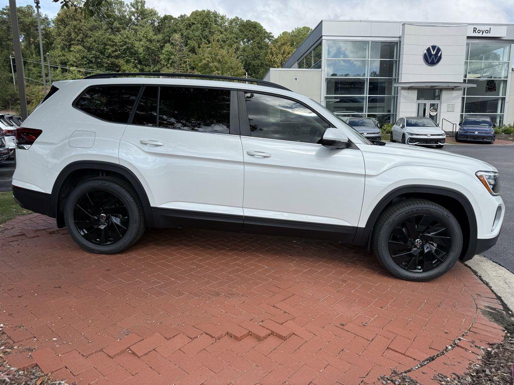 new 2026 Volkswagen Atlas car, priced at $46,224