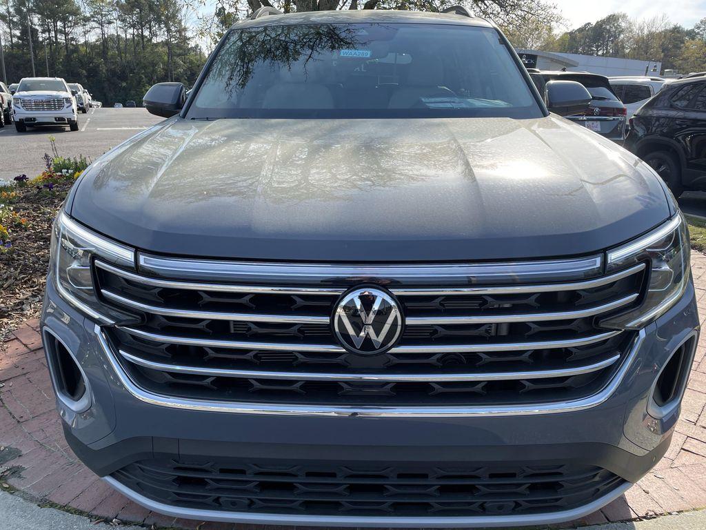 new 2025 Volkswagen Atlas car, priced at $40,866