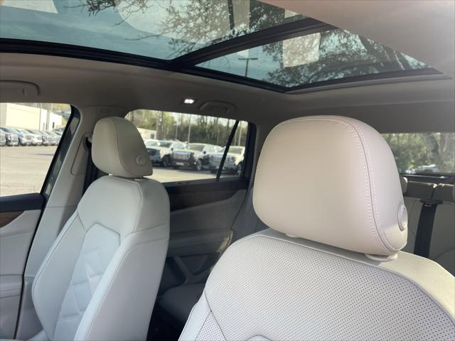 new 2025 Volkswagen Atlas car, priced at $43,599
