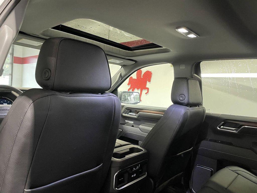 new 2025 GMC Sierra 1500 car, priced at $76,174