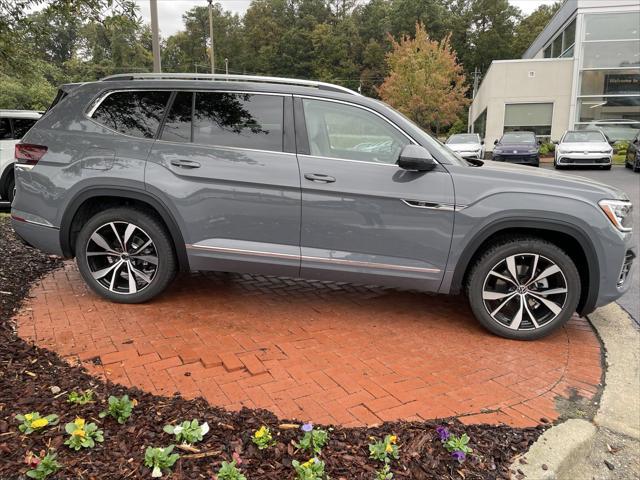 new 2025 Volkswagen Atlas car, priced at $53,857