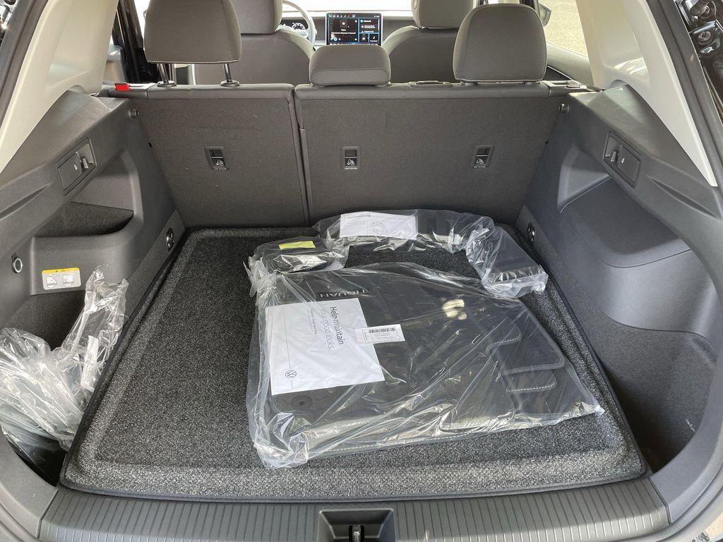 new 2025 Volkswagen Tiguan car, priced at $29,150