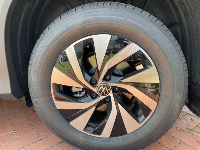 new 2025 Volkswagen Tiguan car