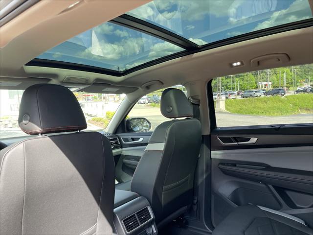 new 2025 Volkswagen Atlas car, priced at $46,904