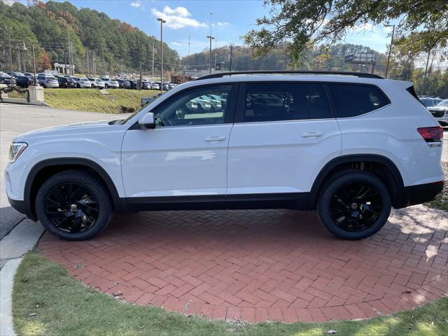 new 2025 Volkswagen Atlas car, priced at $42,825