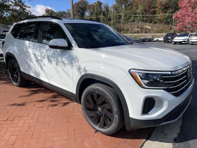 new 2025 Volkswagen Atlas car, priced at $42,825