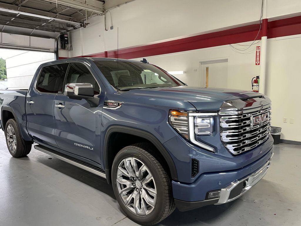new 2026 GMC Sierra 1500 car, priced at $79,270