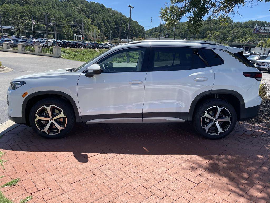 new 2025 Volkswagen Tiguan car, priced at $35,026