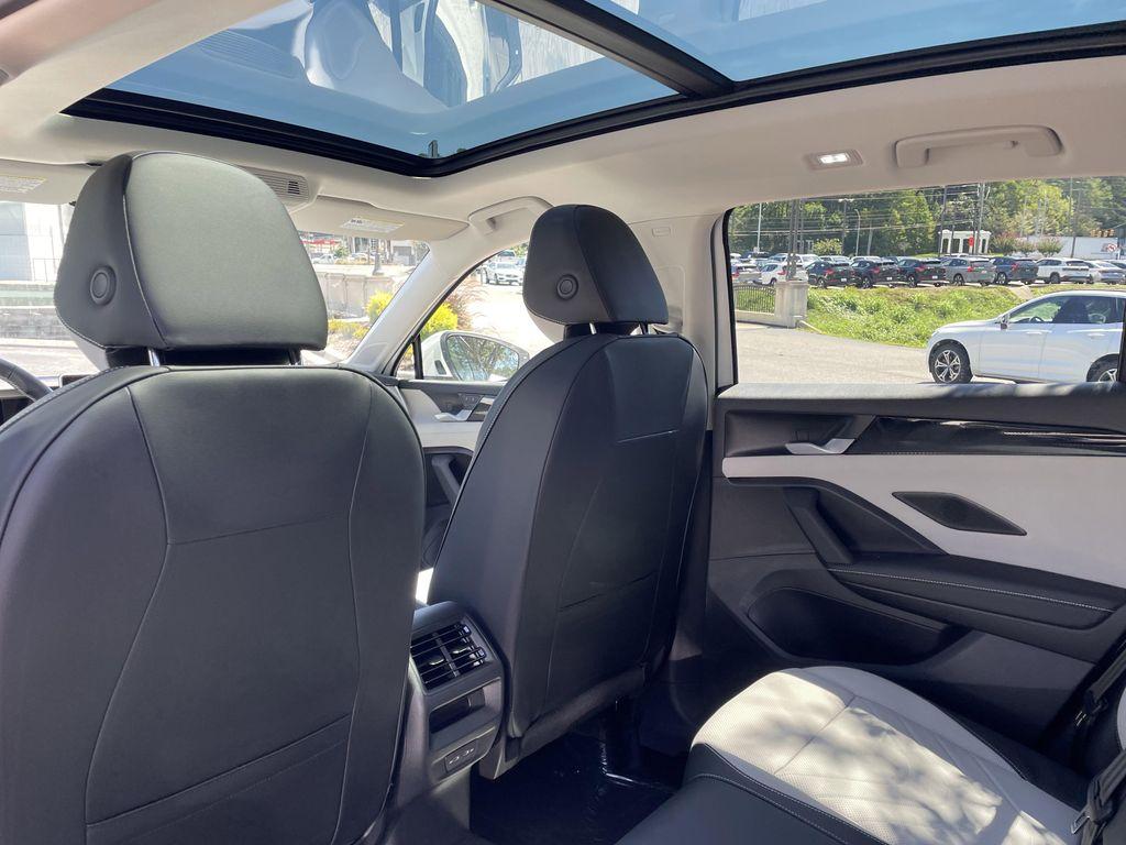 new 2025 Volkswagen Tiguan car, priced at $35,026