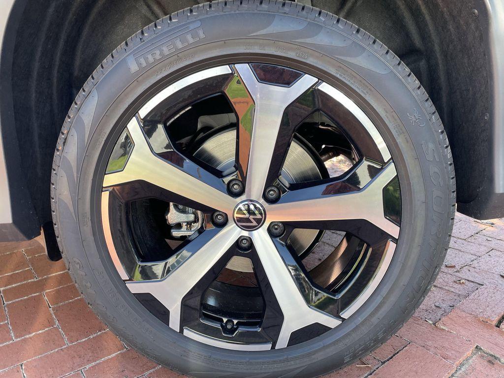 new 2025 Volkswagen Tiguan car, priced at $35,026