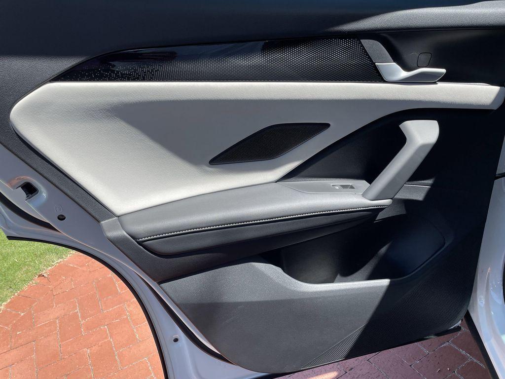 new 2025 Volkswagen Tiguan car, priced at $35,026