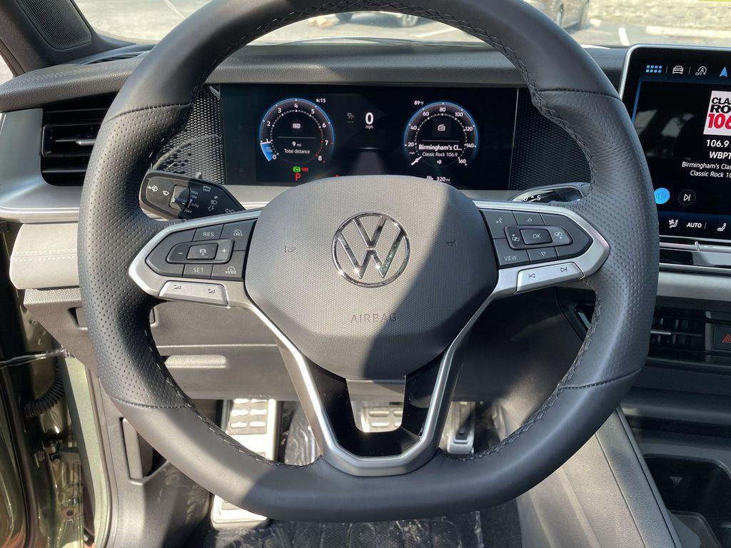 new 2025 Volkswagen Tiguan car, priced at $36,558