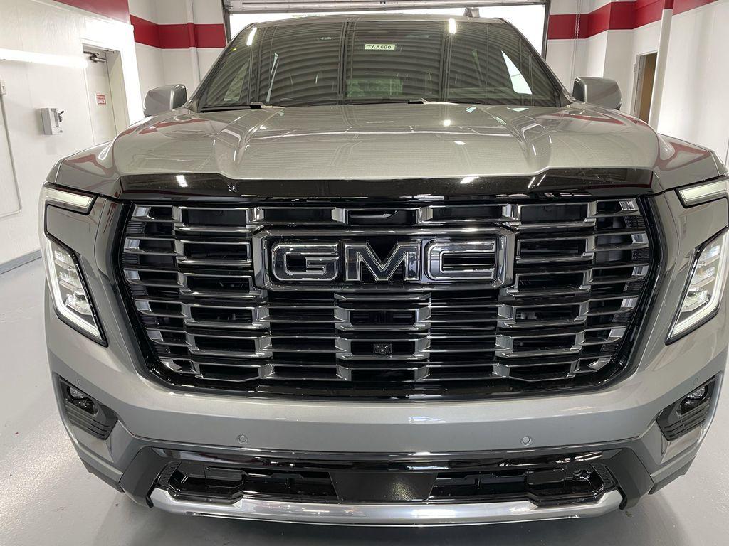 new 2025 GMC Yukon car, priced at $111,080