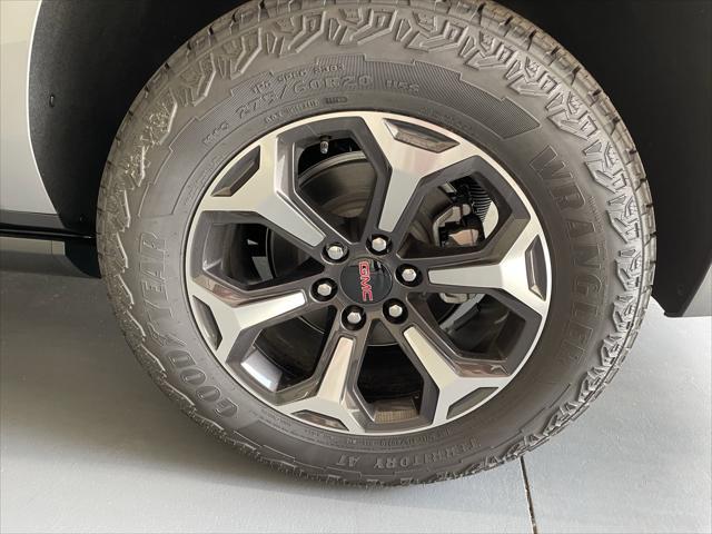 new 2025 GMC Yukon XL car, priced at $102,985