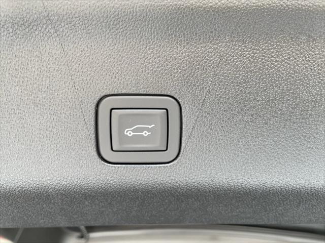 new 2025 GMC Yukon XL car, priced at $102,985