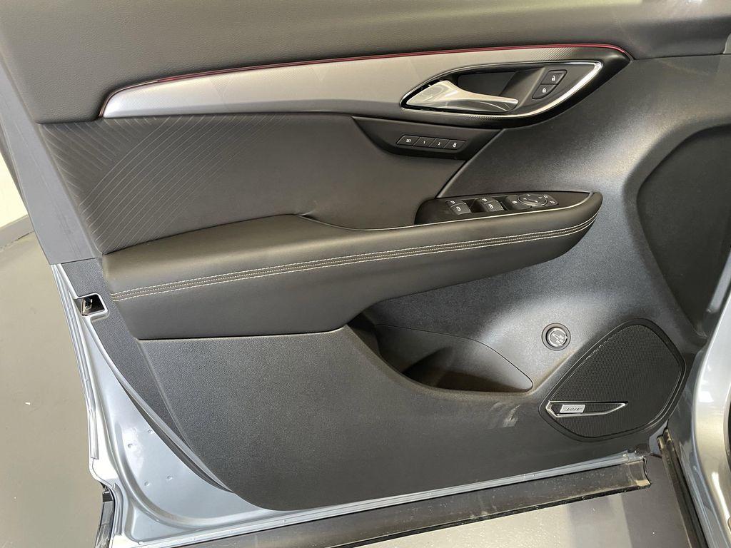 new 2025 Buick Envision car, priced at $43,735