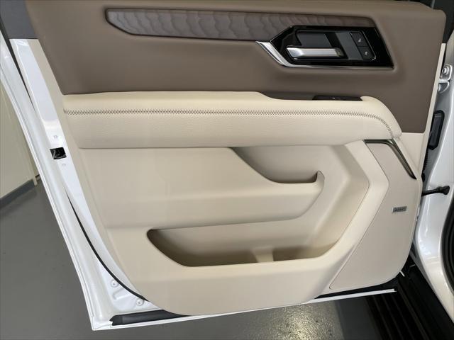 new 2025 GMC Yukon XL car, priced at $88,555