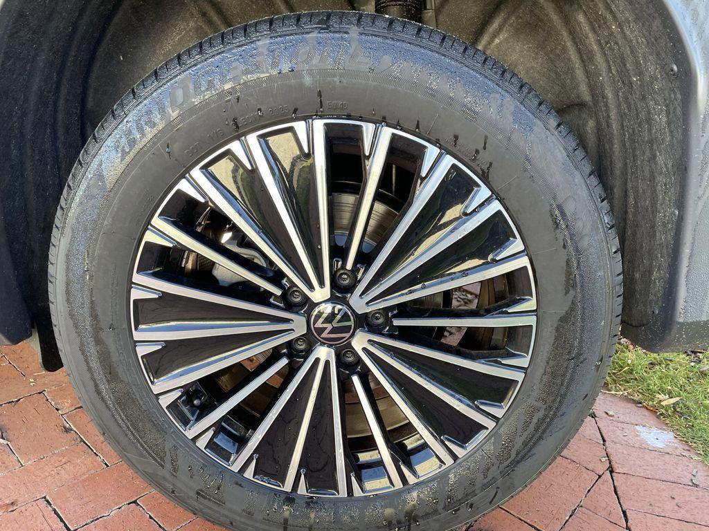 new 2025 Volkswagen Tiguan car, priced at $28,959