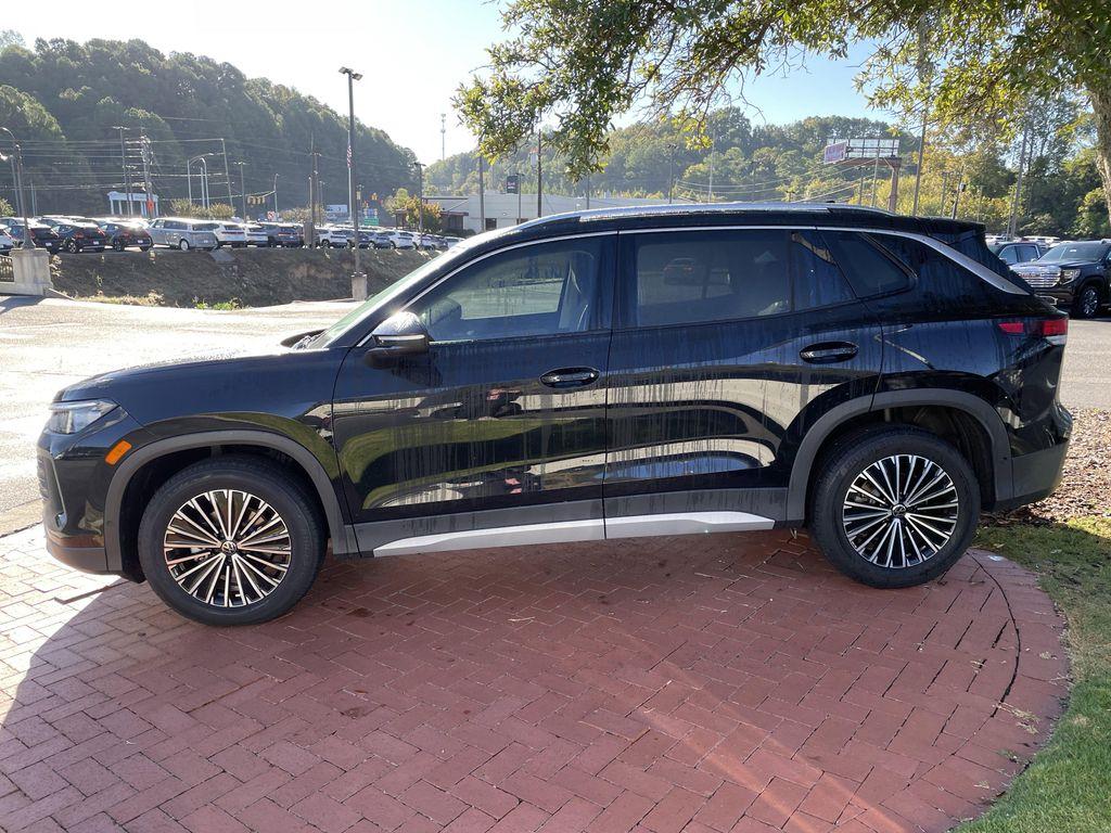 new 2025 Volkswagen Tiguan car, priced at $28,959