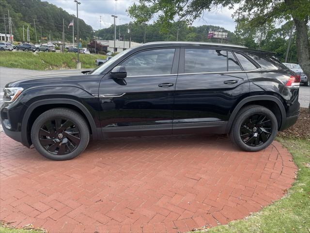 new 2025 Volkswagen Atlas Cross Sport car, priced at $42,264