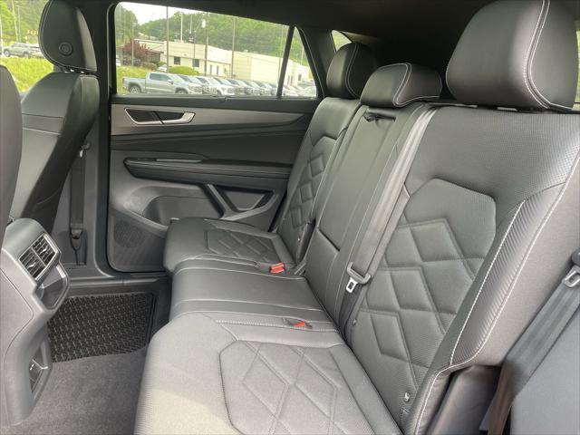 new 2025 Volkswagen Atlas Cross Sport car, priced at $42,264