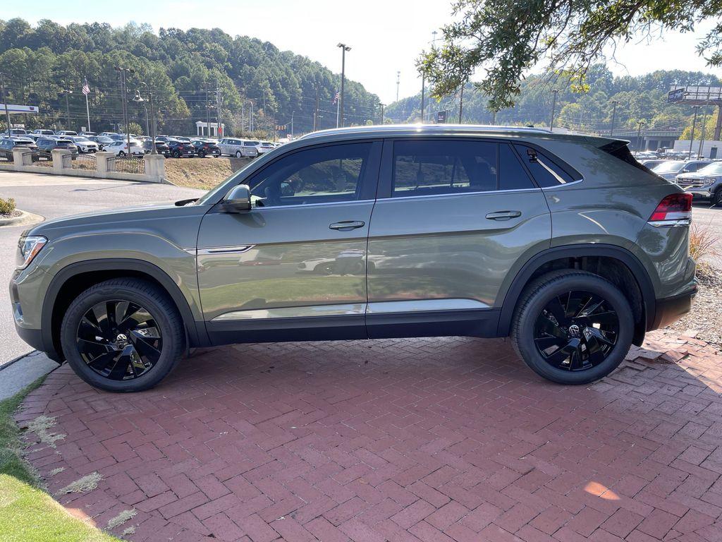 new 2026 Volkswagen Atlas Cross Sport car, priced at $43,733