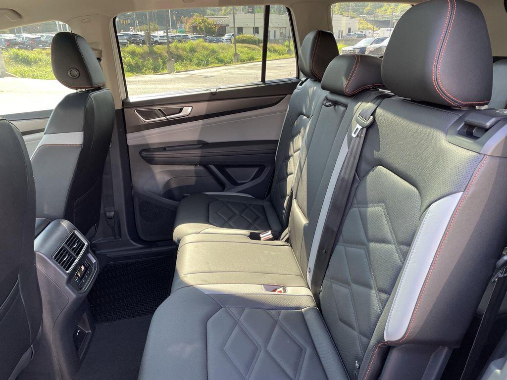 new 2026 Volkswagen Atlas car, priced at $48,633