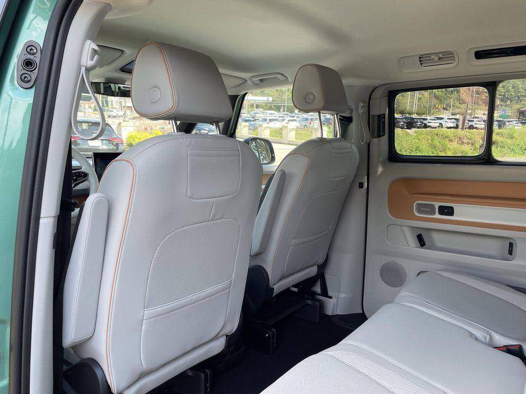 new 2025 Volkswagen ID. Buzz car, priced at $59,732