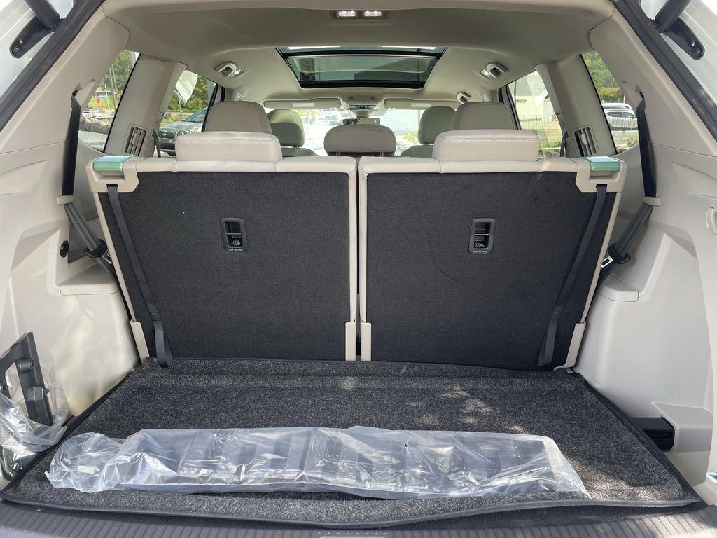 new 2026 Volkswagen Atlas car, priced at $45,093