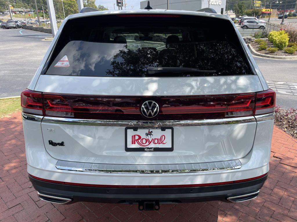 new 2026 Volkswagen Atlas car, priced at $45,093