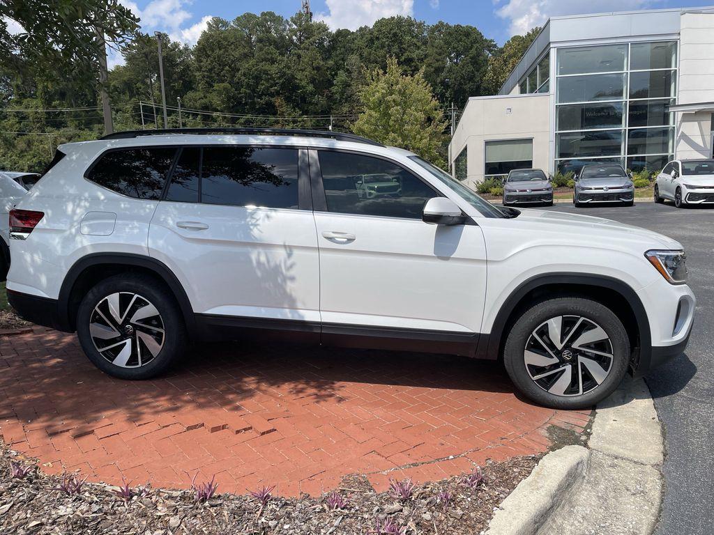 new 2026 Volkswagen Atlas car, priced at $45,093