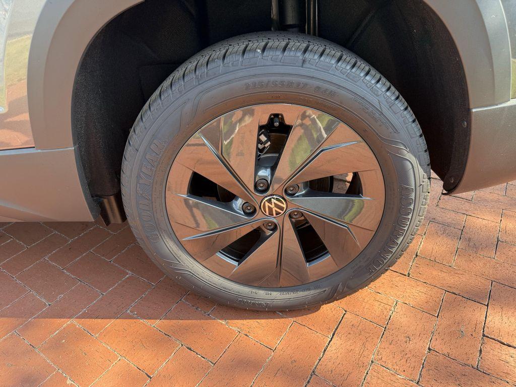 new 2025 Volkswagen Taos car, priced at $25,653