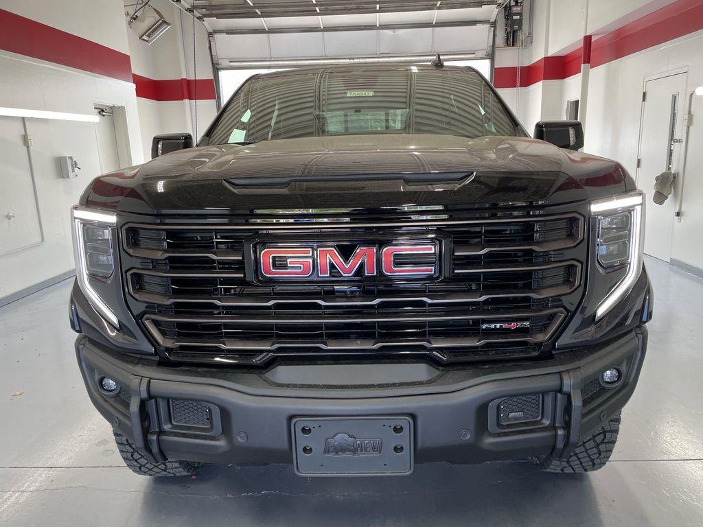 new 2025 GMC Sierra 1500 car, priced at $83,180