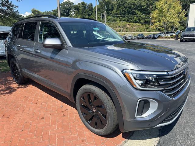 new 2024 Volkswagen Atlas car, priced at $42,320