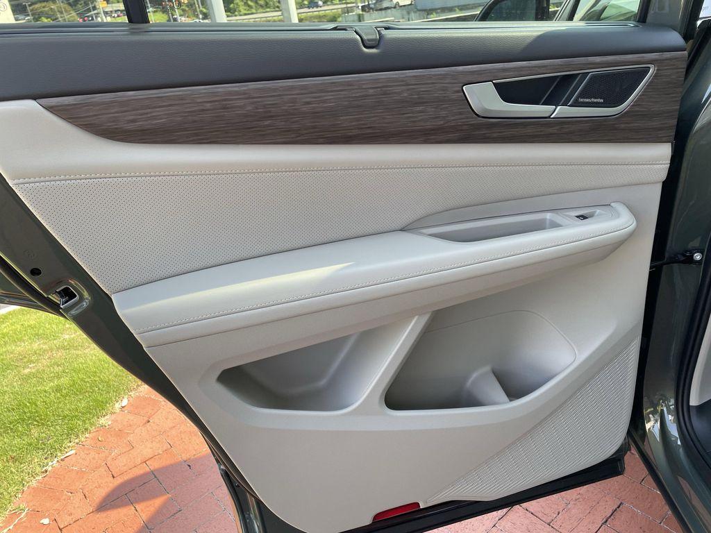 new 2026 Volkswagen Atlas car, priced at $54,992