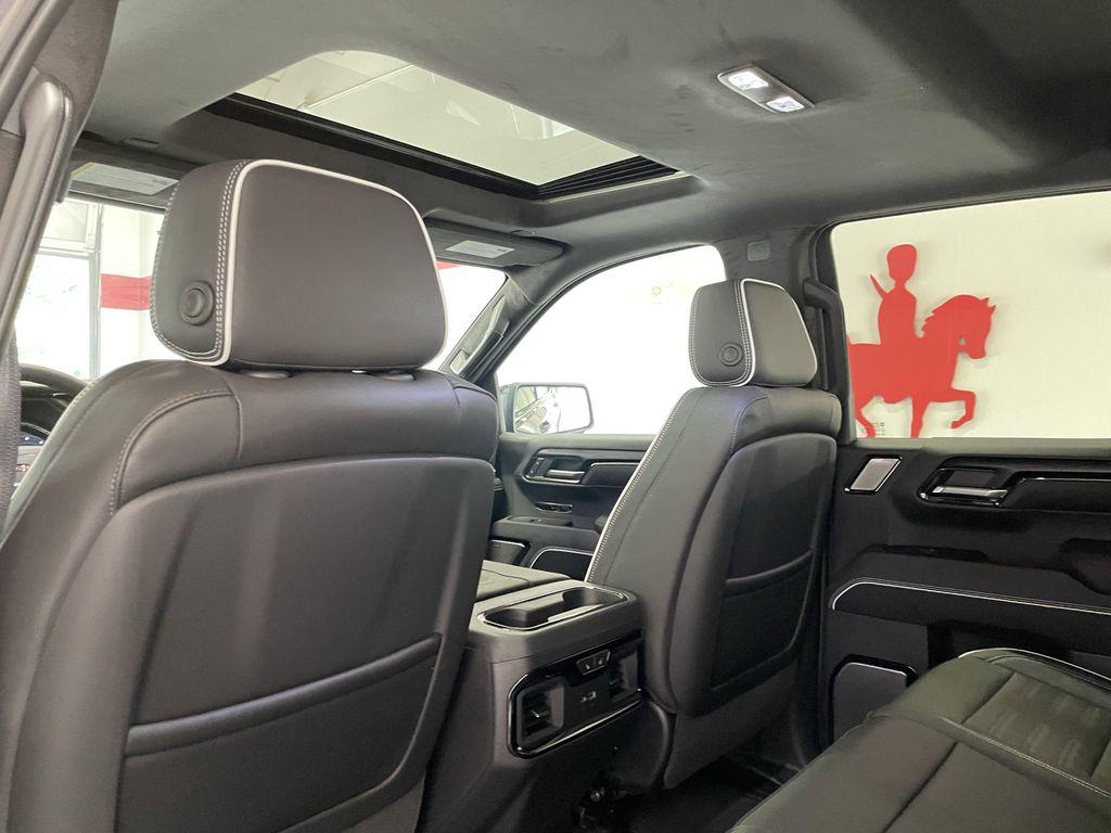 new 2025 GMC Sierra 1500 car, priced at $82,180