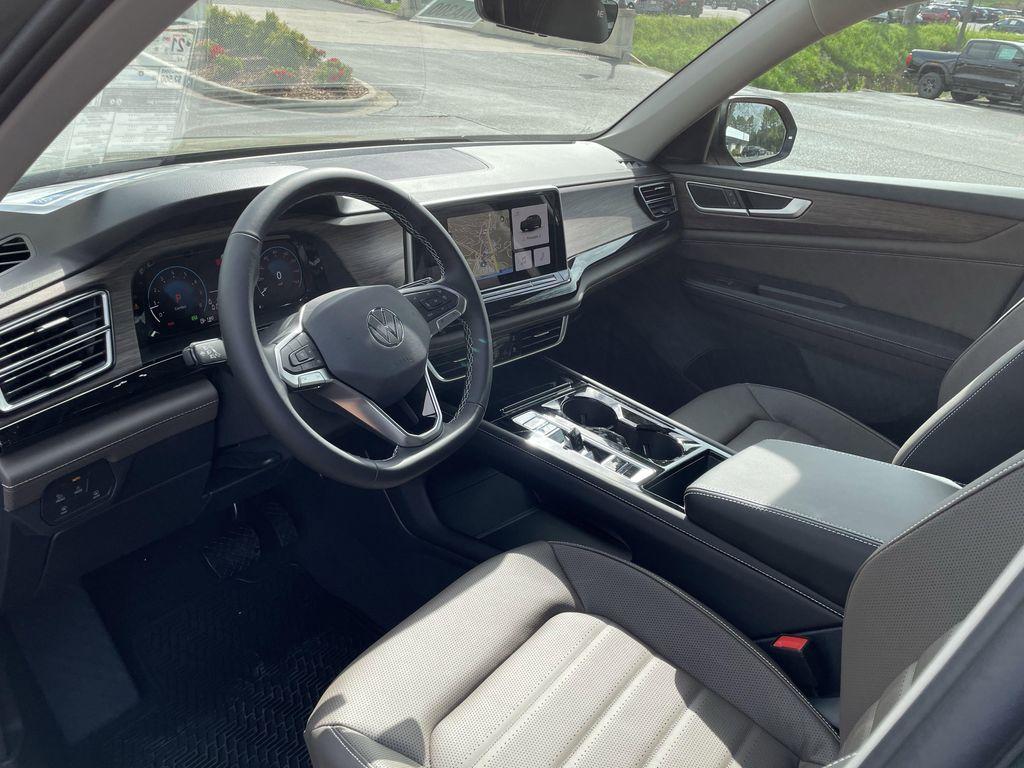new 2025 Volkswagen Atlas car, priced at $46,134