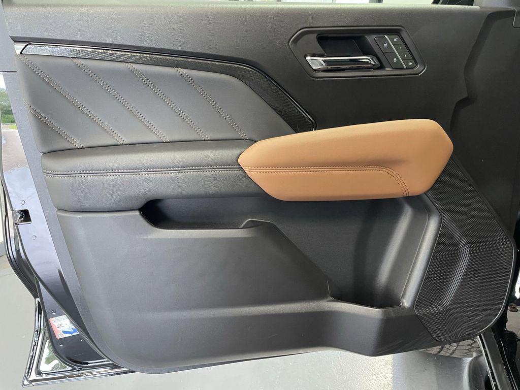 new 2025 GMC Canyon car, priced at $57,730