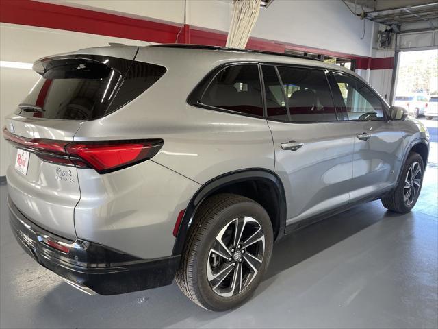 new 2025 Buick Enclave car, priced at $52,774