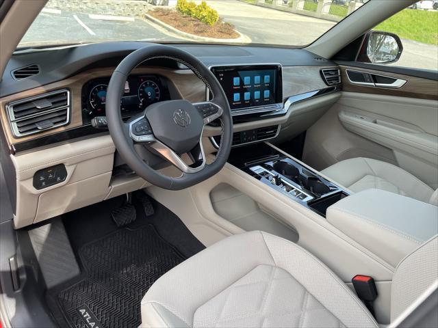 new 2025 Volkswagen Atlas car, priced at $41,783