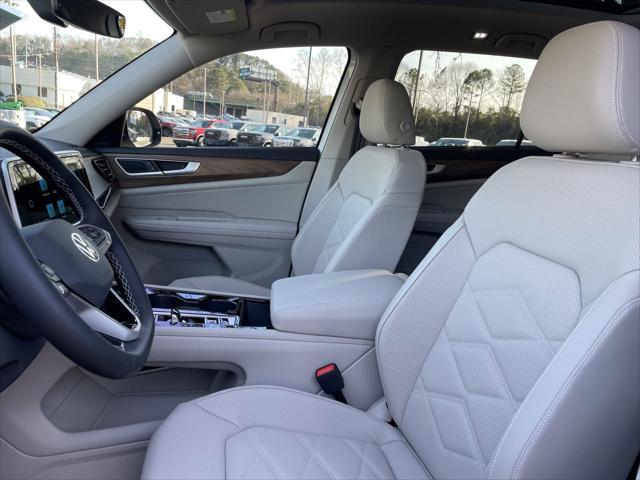 new 2025 Volkswagen Atlas car, priced at $41,877