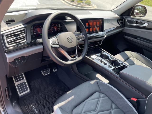 new 2025 Volkswagen Atlas car, priced at $46,904