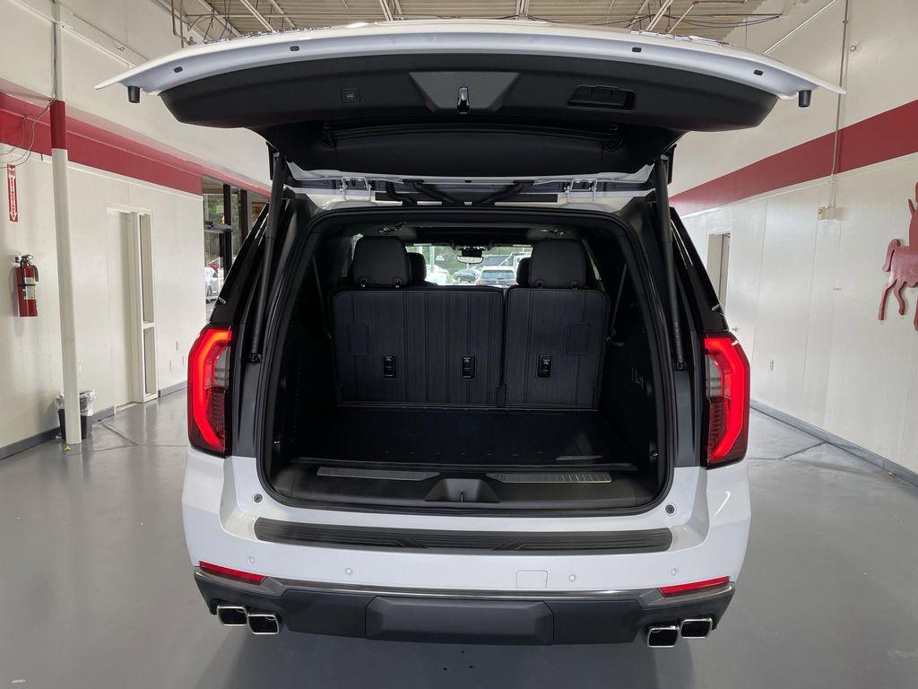 new 2026 GMC Yukon XL car, priced at $89,475
