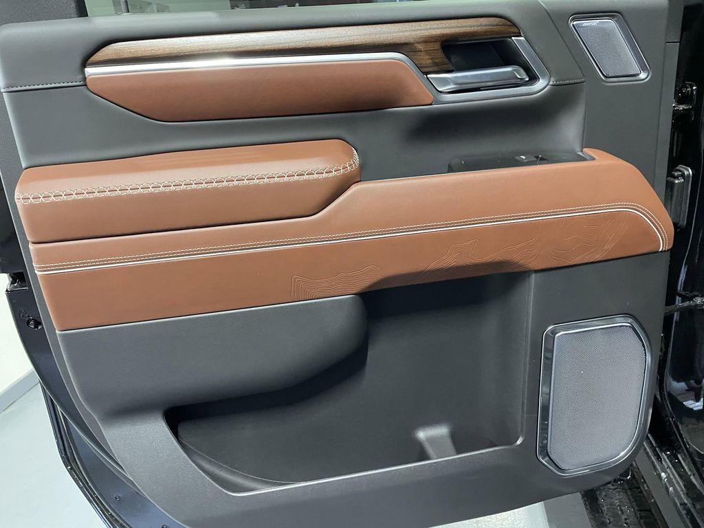 new 2026 GMC Sierra 2500 car, priced at $95,985